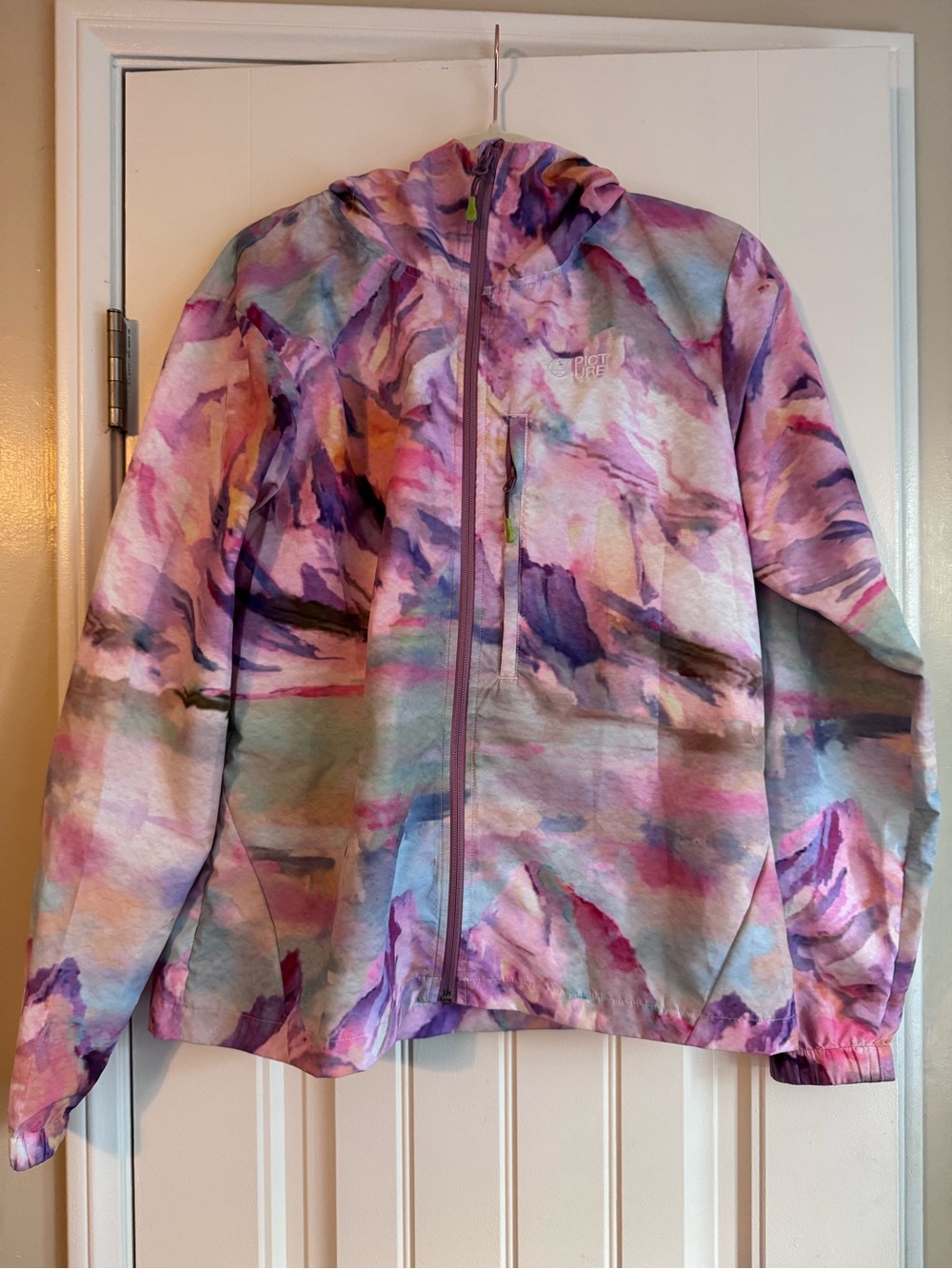 Picture Organic Packable Tie-Dye Jacket - Multicolor. French outdoors brand